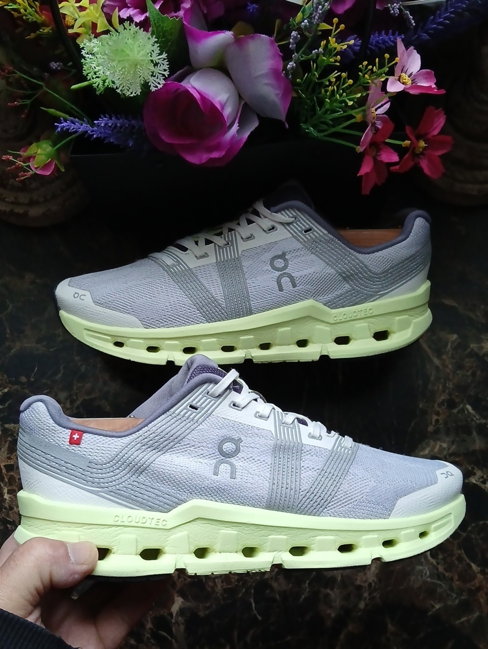 On CloudGo Comfort/Athletic Medical Field Shoes Size 8.5 for Women